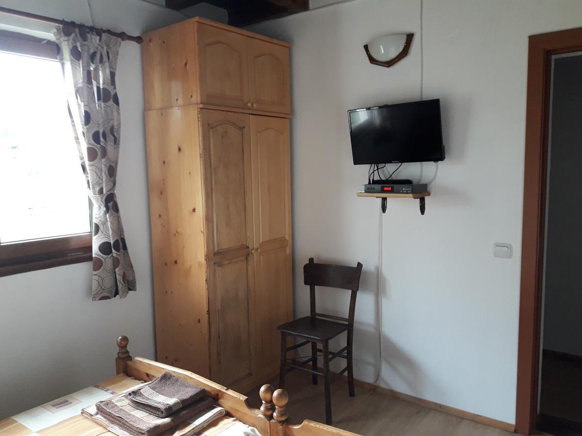Guest House Yana Turkasheni Ngoại thất bức ảnh